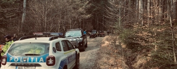Acțiune pe drumurile forestiere din Bușteni. Controale la ATV-uri și zeci de sancțiuni aplicate de polițiști