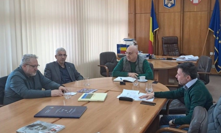 Furnizarea apei pentru aproape 100.000 de prahoveni, din nou în discuție