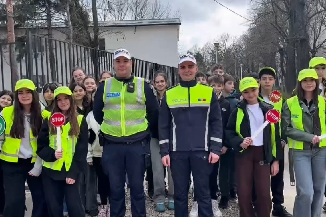 Lecții de siguranță rutieră pentru elevii din Ploiești