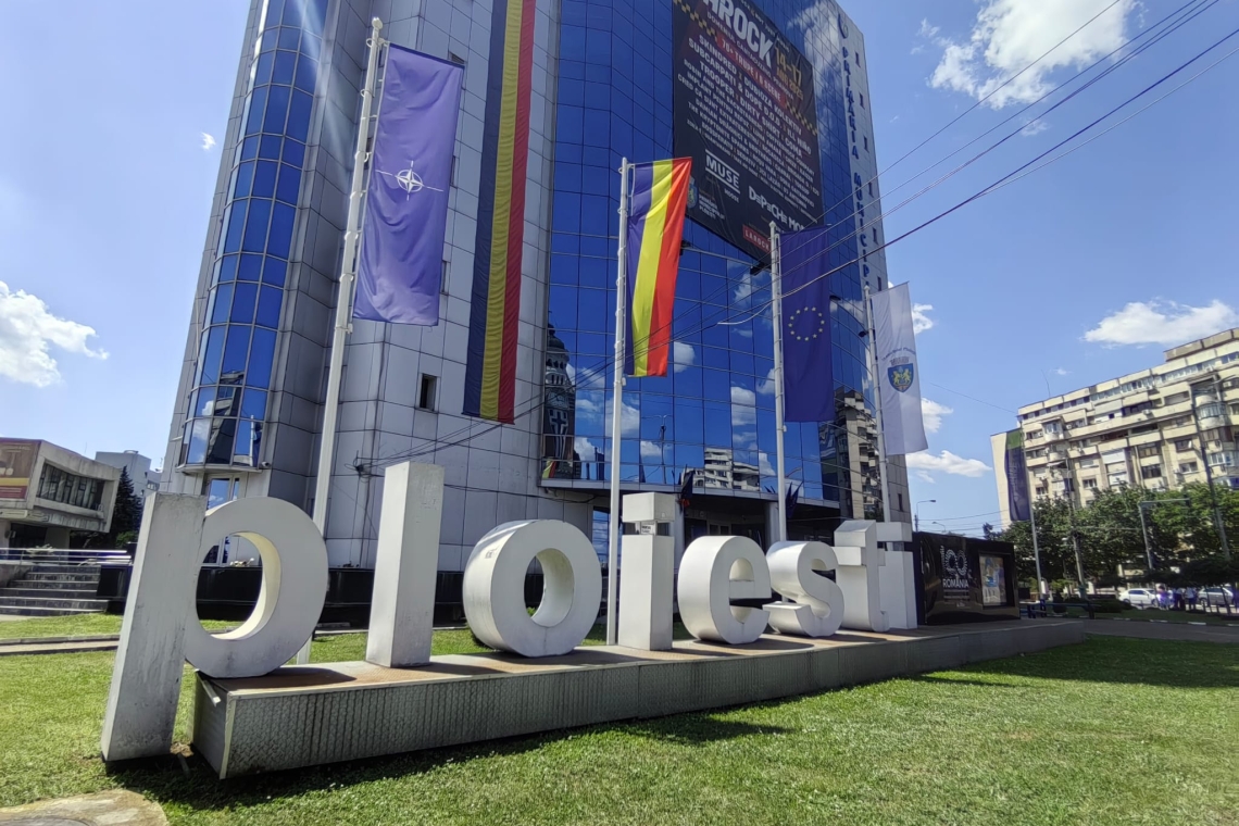 Parcările cu plată la bloc, aprobate în ședința Consiliului Local Ploiești. Cât va costa și cum va fi alocat locul de parcare