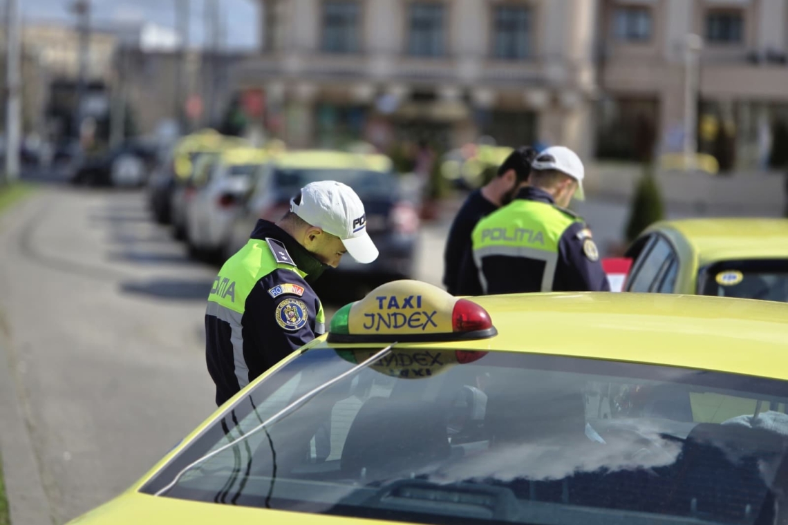 Nu e păcăleală de 1 Aprilie. Polițiștii au verificat taximetriștii care își desfășoară activitatea în Ploiești