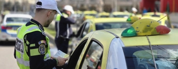 Rezultatele acțiunii polițiștilor rutieri din Ploiești: zeci de sancțiuni aplicate taximetriștilor și șoferilor de ride-sharing