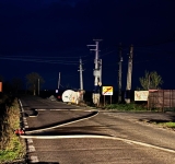 UPDATE/ Populația, evacuată preventiv pe o rază de 1 km, în zona accidentului cu cisterna plină cu GPL, răsturnată la Ciorani