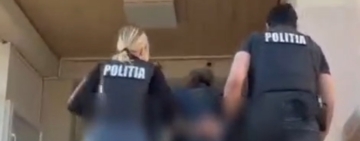 Două ”ghicitoare” din Bărcănești - reținute pentru înșelăciune