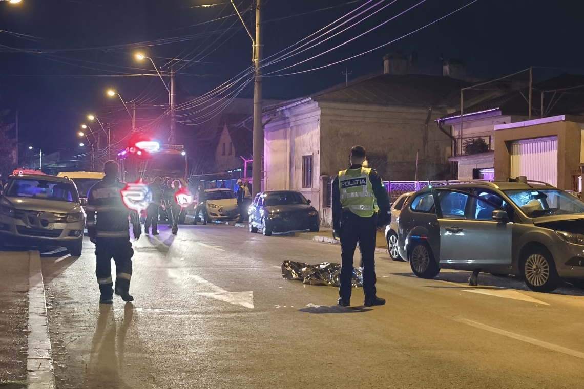 Tragedie în Ploiești, în prima zi de Paște. O femeie a murit după ce a pierdut controlul volanului și a lovit două mașini parcate