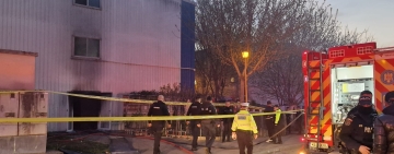 Incendiu puternic într-un bloc social din Constanța. A fost activat Planul Roșu de Intervenție