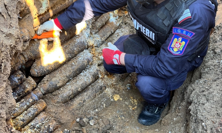 Depozit URIAȘ de proiectile din Primul Război Mondial, descoperit de Unitatea Specială de Intervenție a IGSU