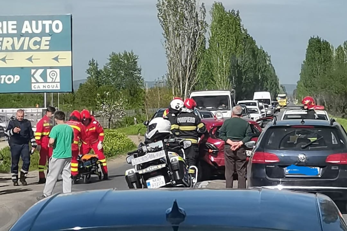 Accident rutier în lanț pe DN1A, la Ghighiu. Două persoane rănite