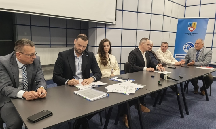 Hidro Prahova a semnat un contract de peste 239 milioane de lei, pentru modernizarea și extinderea infrastructurii de apă și canalizare în Slănic, Vărbilău și Ștefești