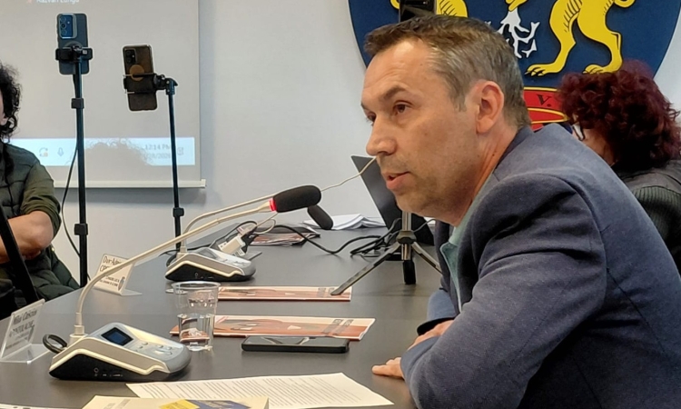 Consilierul Mihai Apostolache, atac la Polițeanu: ”Administrația ploieșteană are nevoie de echilibru și pregătire, dar, după mesajele pe care le transmiteți, se vede clar că nu aveți aceste ingrediente!”