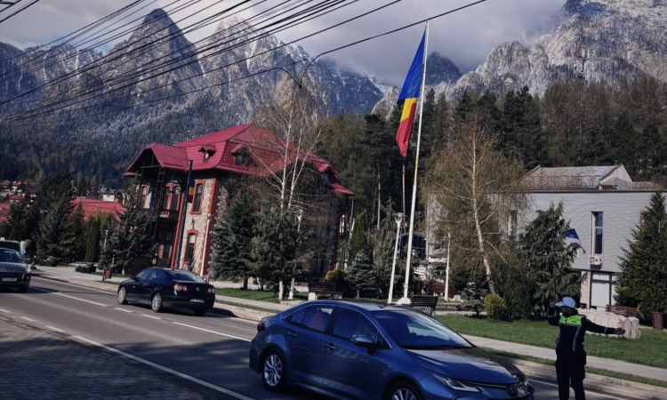 Măsuri sporite de siguranță rutieră în Prahova, de 1 Mai: aproximativ 200 de polițiști mobilizați