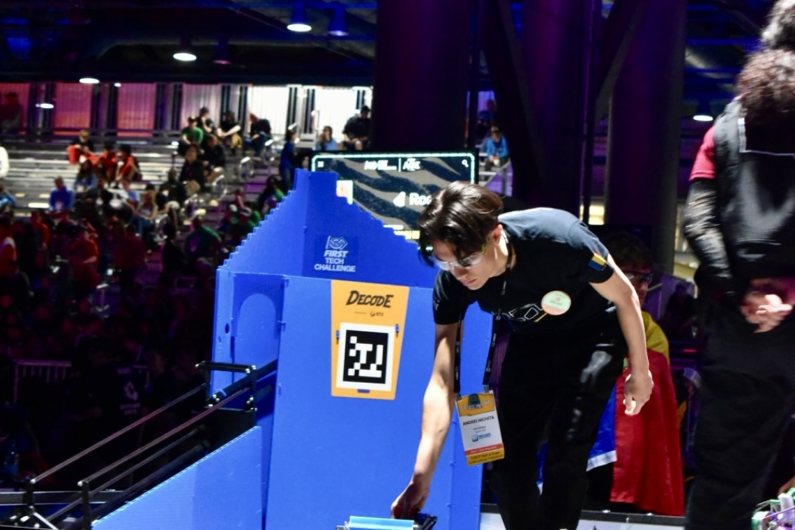 Ploieștenii de la infO(1)Robotics, în top 5 mondial după meciurile de calificare, de la Campionatul FIRST Tech Challenge din SUA