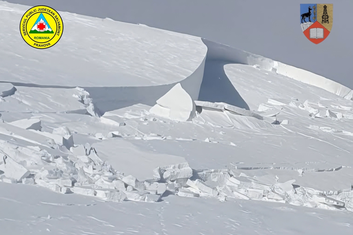 Avertisment Salvamont Prahova. Risc major de avalanșă în Masivul Bucegi