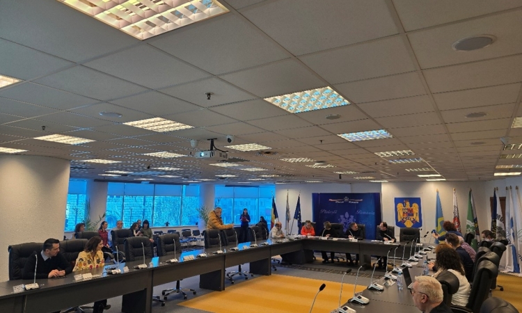 UPDATE | Tensiuni în ședința CL Ploiești pe tema noii organigrame a Primăriei. Dispute privind desființarea Direcției Economice și a Direcției Juridice