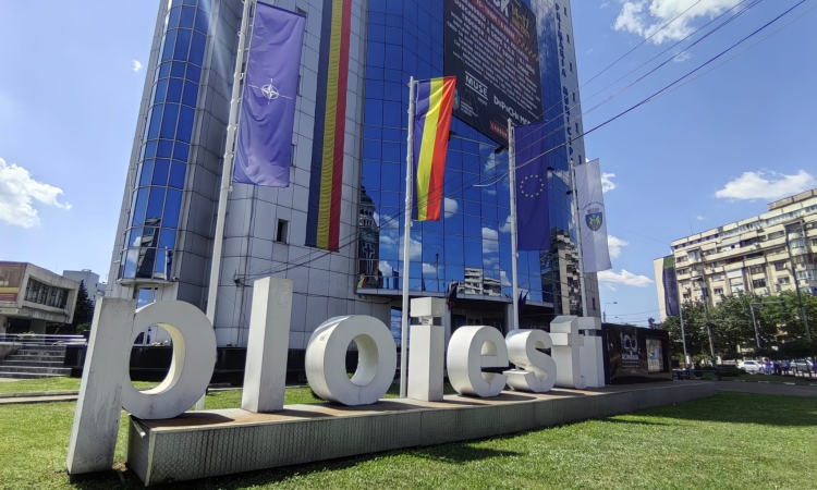 Contractul cu MOL România, prelungit pentru un an, la Ploiești. Viceprimarul Săraru denunță „tratamentul preferențial” și vorbește despre „slugărnicie” față de marile companii