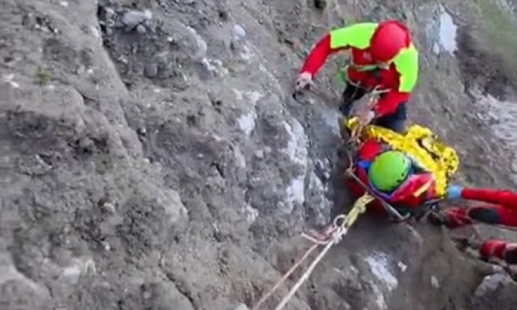 Turist olandez recuperat după o cădere de 150 de metri în Bucegi. Operațiune dificilă a salvamontiștilor prahoveni