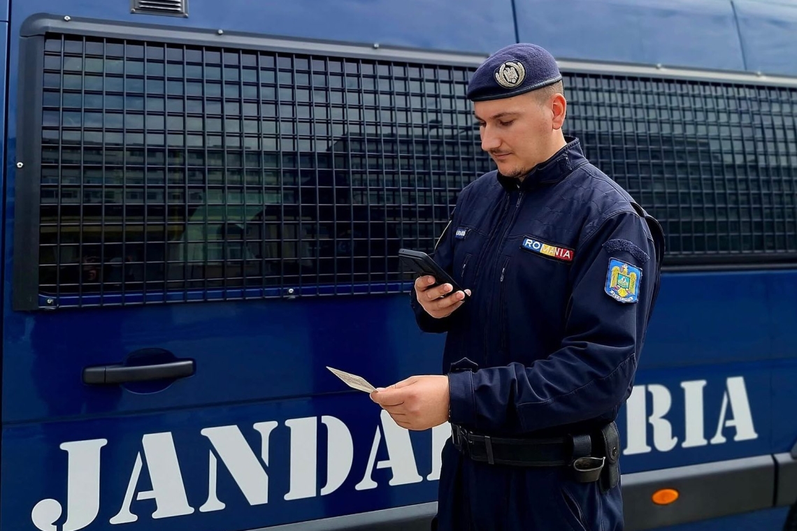 Bărbat urmărit internațional pentru infracțiuni sexuale asupra minorilor, depistat de jandarmi în centrul Ploieștiului