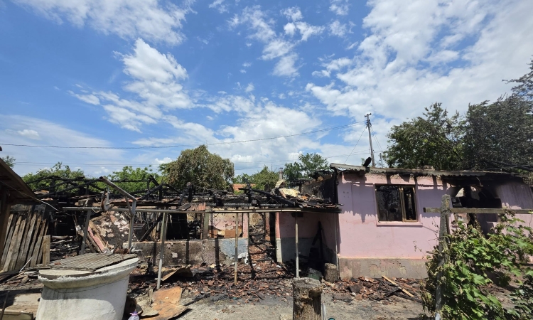 Apeluri la solidaritate în Prahova: familii din Drăgănești și Colceag au rămas fără locuințe în urma unor incendii devastatoare