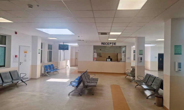 Spitalul Județean de Urgență Ploiești răspunde acuzațiilor privind lipsa locurilor de așteptare din Ambulatoriu