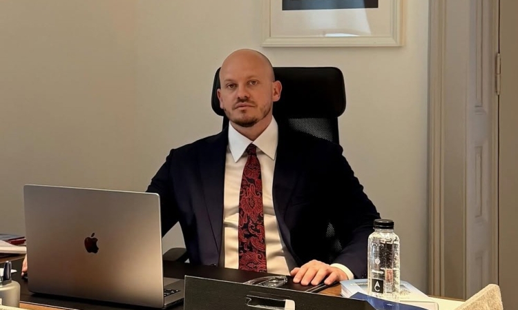 Octavian Sandu, notar public, despre consecințele atacului cibernetic de la Cadastru: „Mii de români riscă să plătească TVA majorat din cauza blocajului tranzacțiilor imobiliare”