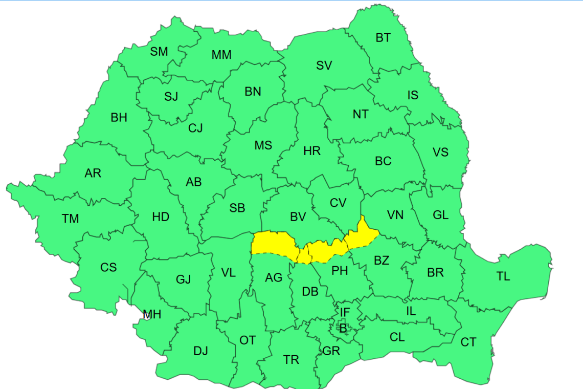 A intrat în vigoare Codul galben de ploi și vijelii pentru nordul Prahovei