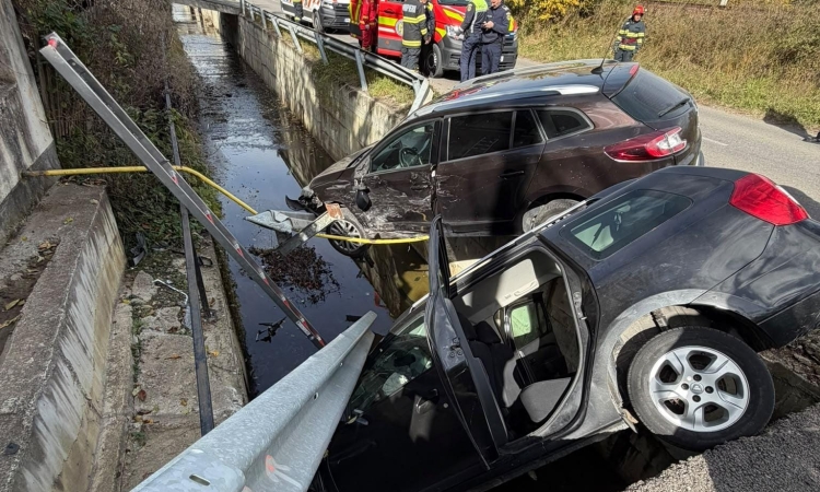 IPJ Prahova: Cum s-a produs accidentul din Poiana Câmpina, soldat cu o femeie rănită și o țeavă de gaze avariată