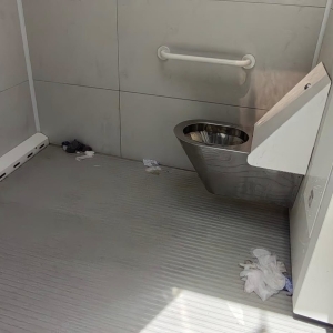 toaletainterior00